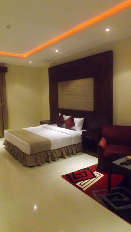 Baron Palace - Almasif Aparthotel 2*